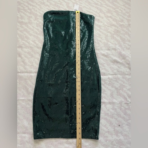 Express Elegant Strapless Sequin Dress Green - Picture 6 of 8